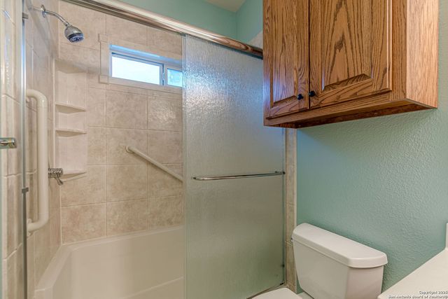 2613 Fairwood Dr, New Braunfels, TX 78132