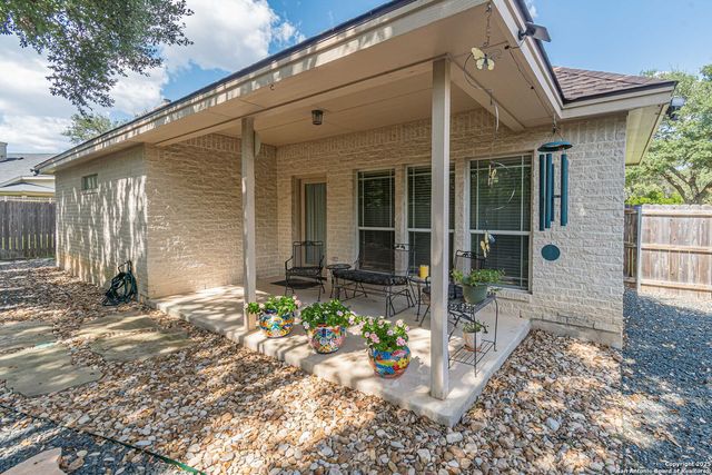 2613 Fairwood Dr, New Braunfels, TX 78132