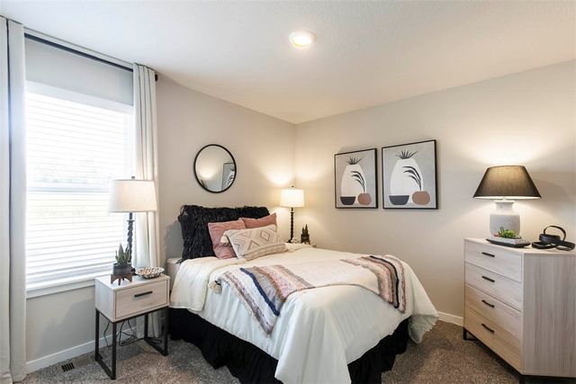 3316 12th Avenue SW, Altoona, IA 50009