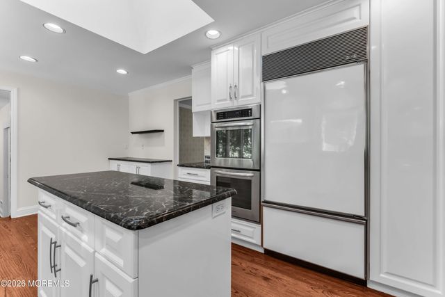 35 Heyward Hills Drive, Holmdel, NJ 07733