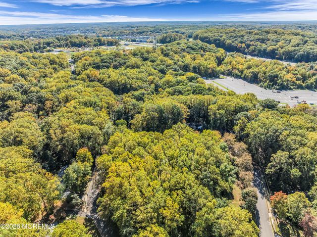 35 Heyward Hills Drive, Holmdel, NJ 07733