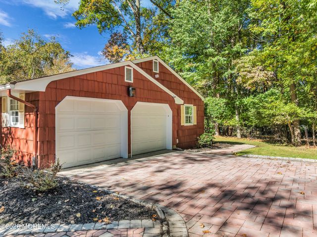 35 Heyward Hills Drive, Holmdel, NJ 07733