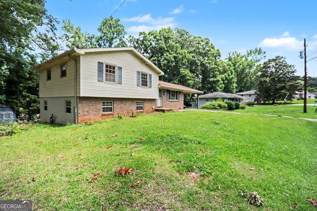 1229 De Leon Court, Clarkston, GA 30021