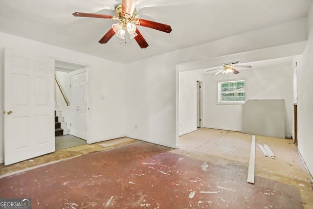 1229 De Leon Court, Clarkston, GA 30021