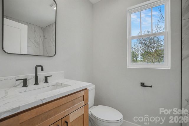 2903 Clyde Drive NE, Charlotte, NC 28108