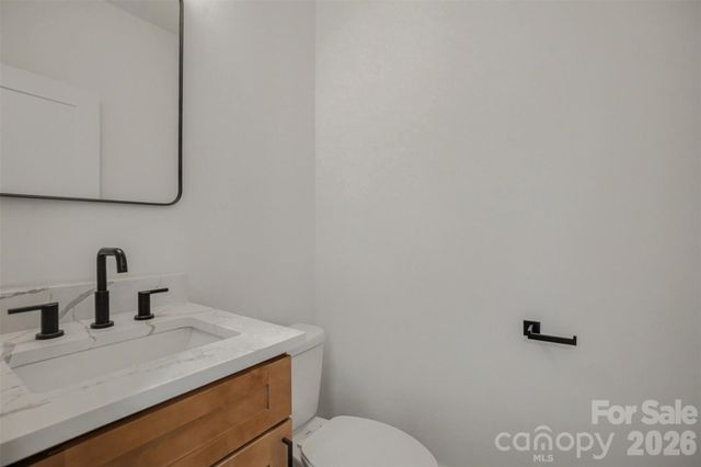 2903 Clyde Drive NE, Charlotte, NC 28108