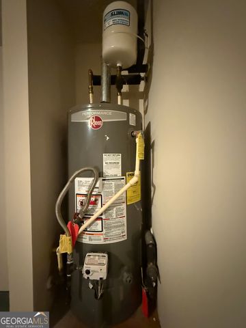 2035 Lakeside Circle, Covington, GA 30016