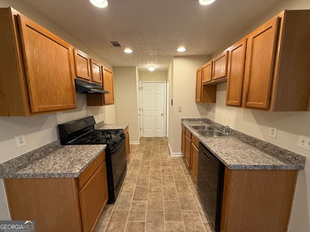 2035 Lakeside Circle, Covington, GA 30016