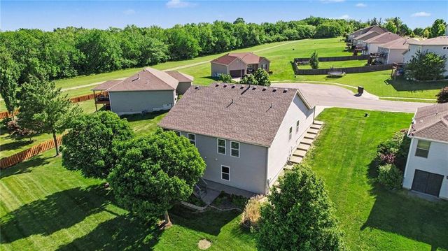 14256 Oakland Court, Grandview, MO 64030