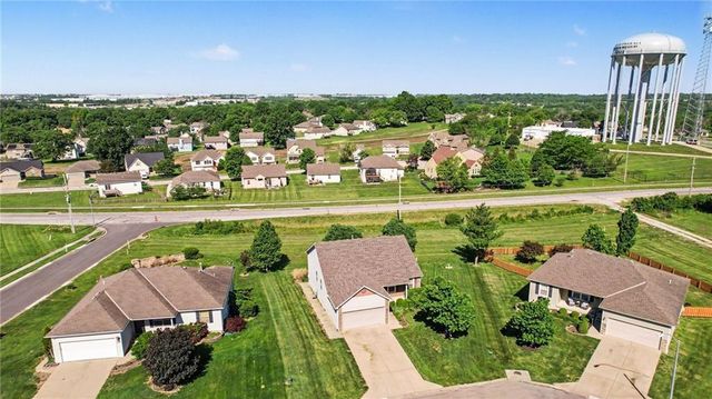 14256 Oakland Court, Grandview, MO 64030