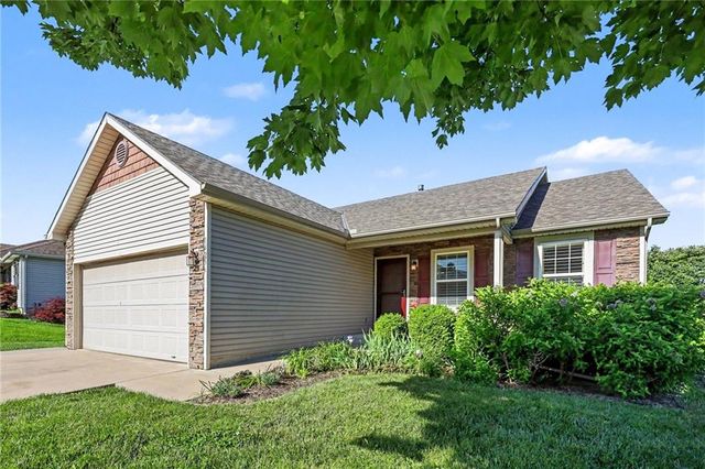 14256 Oakland Court, Grandview, MO 64030