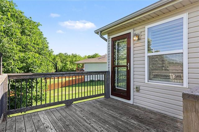14256 Oakland Court, Grandview, MO 64030