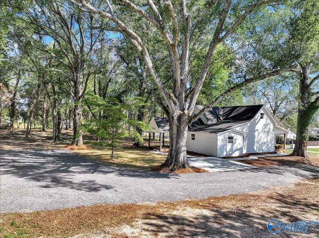 105 Convent Road NE, Cullman, AL 35055