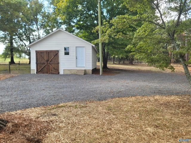 105 Convent Road NE, Cullman, AL 35055
