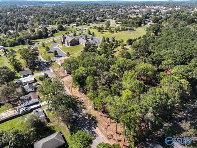 105 Convent Road NE, Cullman, AL 35055
