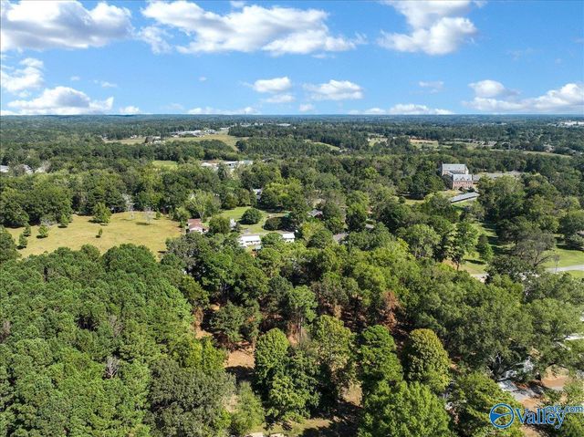 105 Convent Road NE, Cullman, AL 35055