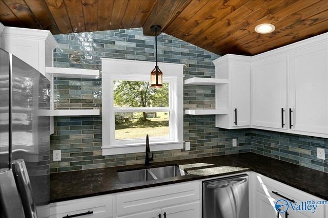 105 Convent Road NE, Cullman, AL 35055