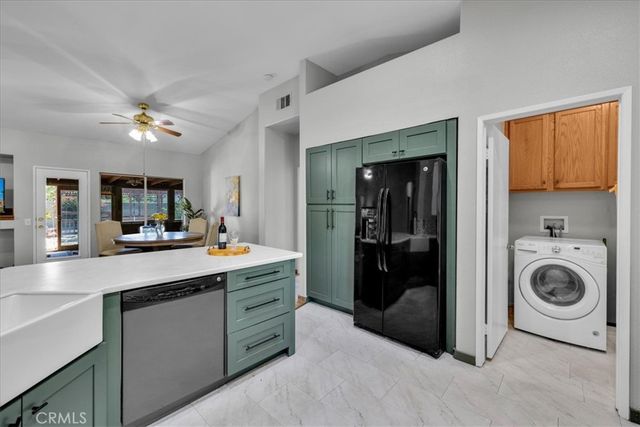 72475 Sena Court, Thousand Palms, CA 92276