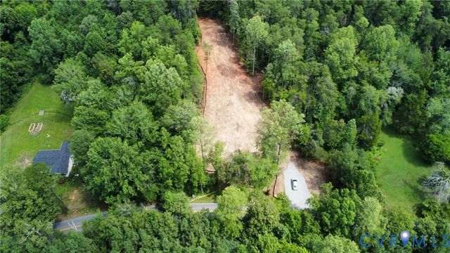 725 Goldmine Rd, Louisa, VA 23093