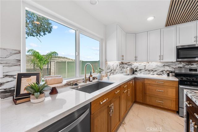 32650 The Old Road, Castaic, CA 91384