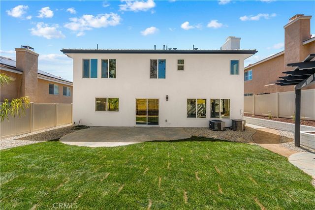 32650 The Old Road, Castaic, CA 91384