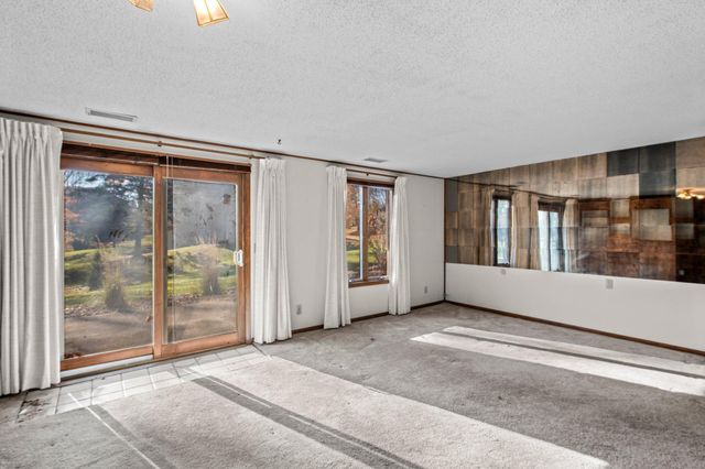 3101 125th Street E, Burnsville, MN 55337