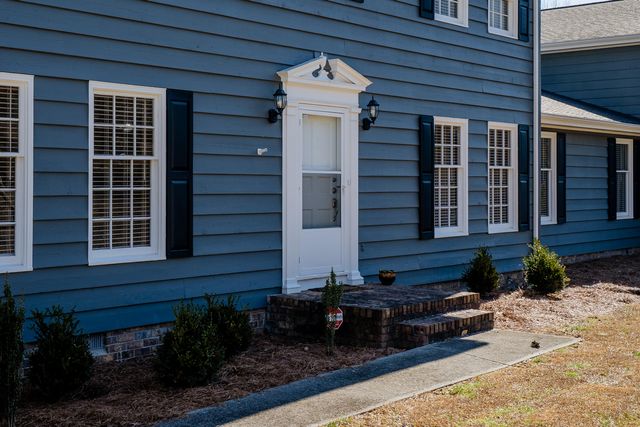 451 N Castle Road, Dalton, GA 30720