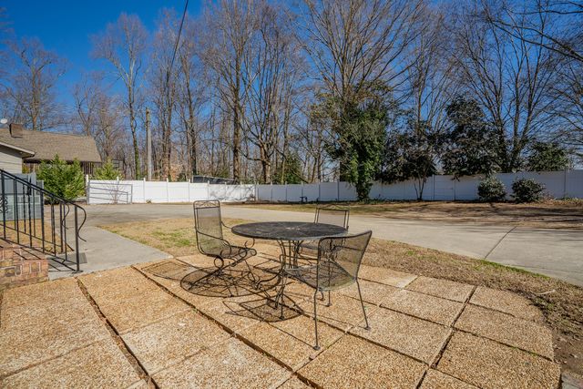 451 N Castle Road, Dalton, GA 30720