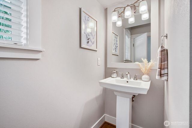 24356 NE 15th Way, Sammamish, WA 98074