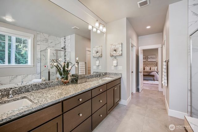 24356 NE 15th Way, Sammamish, WA 98074