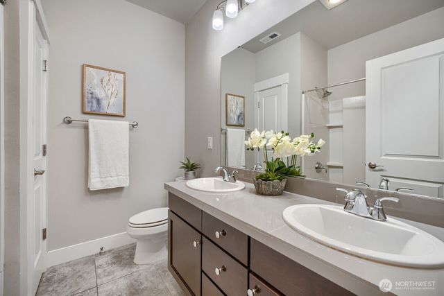 24356 NE 15th Way, Sammamish, WA 98074