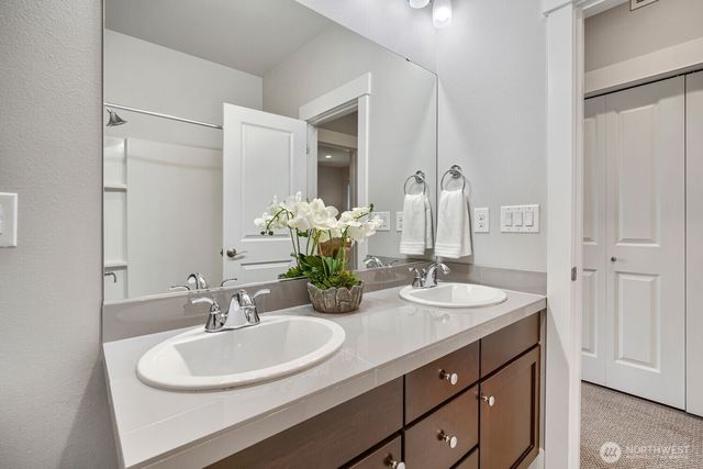 24356 NE 15th Way, Sammamish, WA 98074