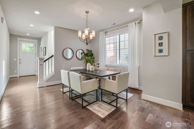 24356 NE 15th Way, Sammamish, WA 98074