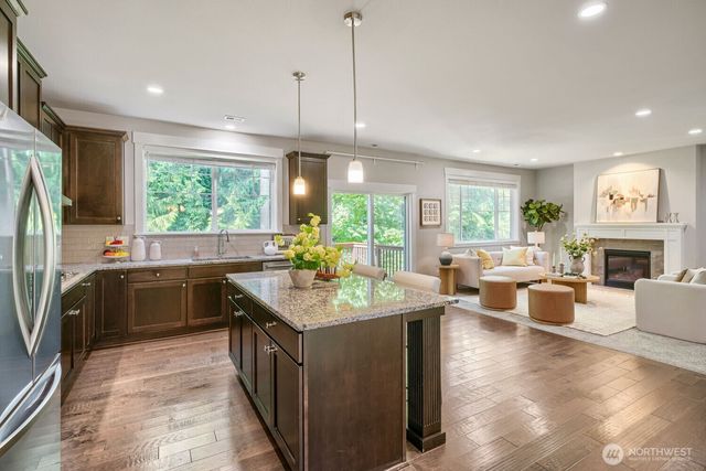 24356 NE 15th Way, Sammamish, WA 98074