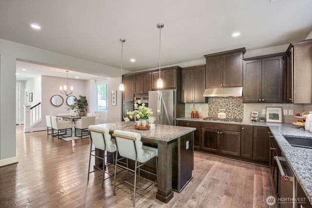 24356 NE 15th Way, Sammamish, WA 98074