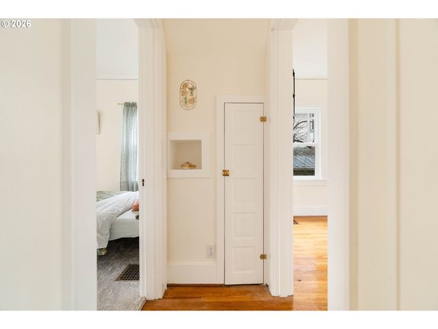 514 Ne 71ST Ave, Portland, OR 97213