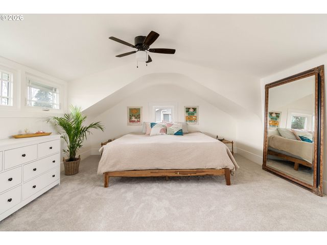 514 Ne 71ST Ave, Portland, OR 97213