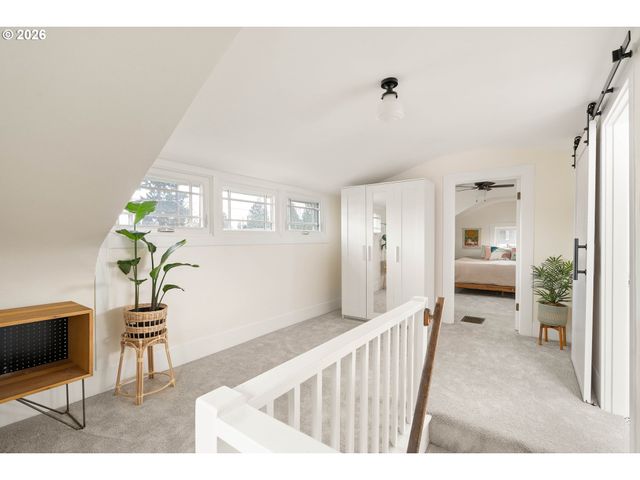 514 Ne 71ST Ave, Portland, OR 97213