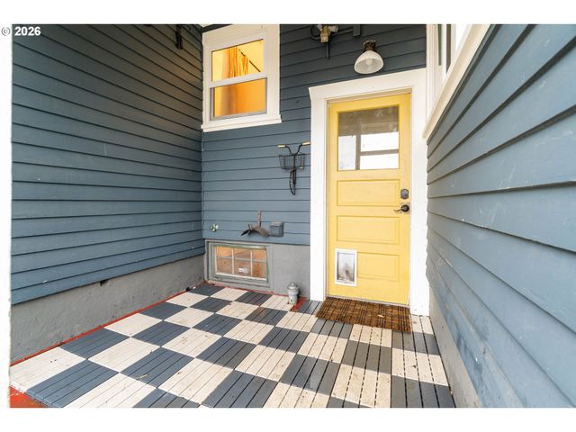 514 Ne 71ST Ave, Portland, OR 97213