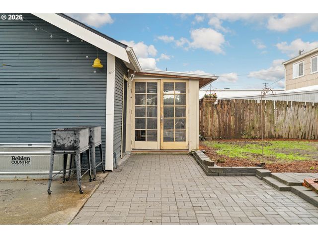 514 Ne 71ST Ave, Portland, OR 97213