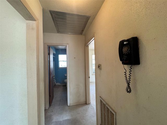 317 Bob Wills Road, Livingston, TX 77351