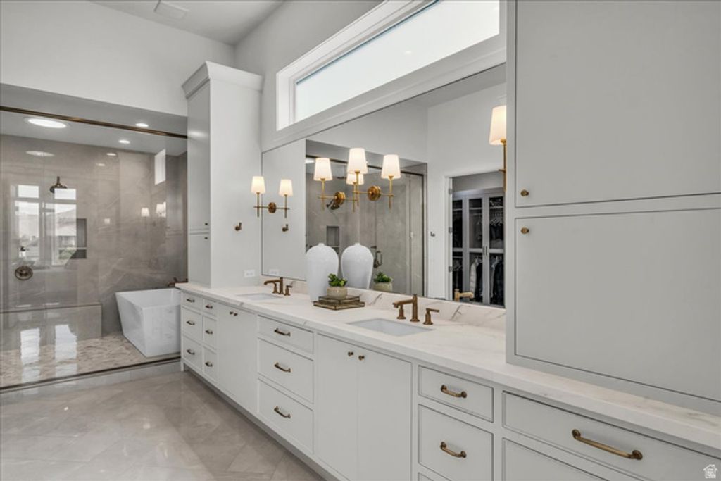 Image 34 of property listing at 2608 W CANYON RIDGE RD, St. George, UT 84770