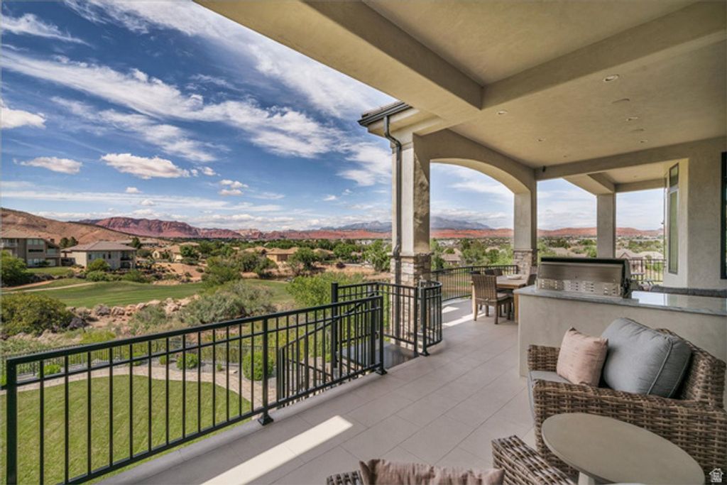 Image 48 of property listing at 2608 W CANYON RIDGE RD, St. George, UT 84770