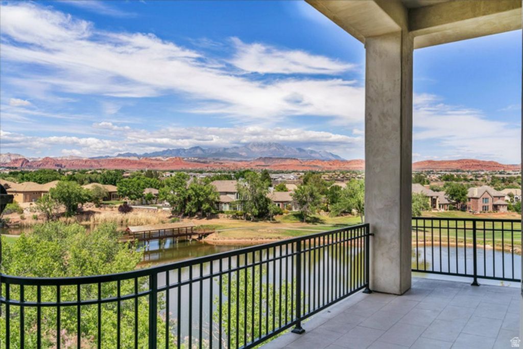 Image 49 of property listing at 2608 W CANYON RIDGE RD, St. George, UT 84770