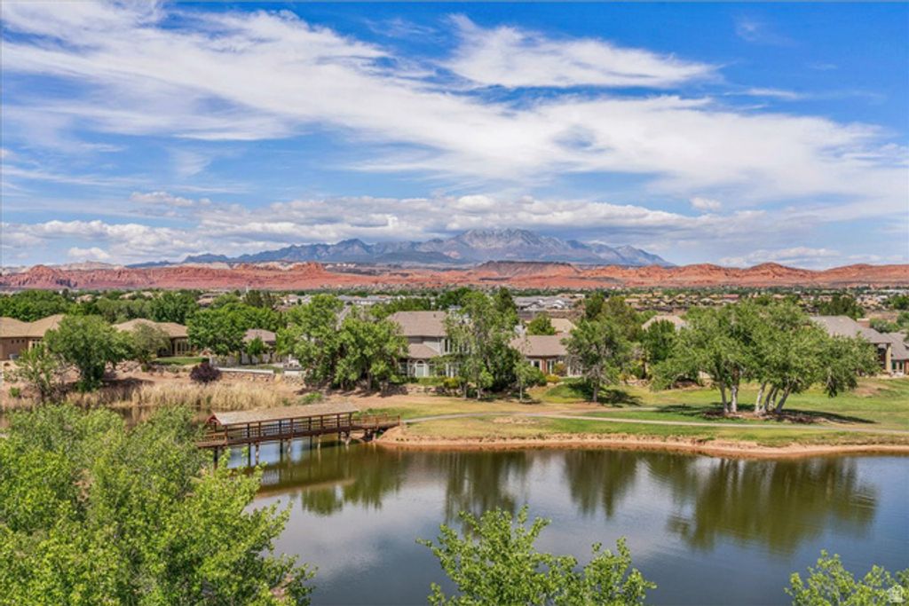 Image 53 of property listing at 2608 W CANYON RIDGE RD, St. George, UT 84770