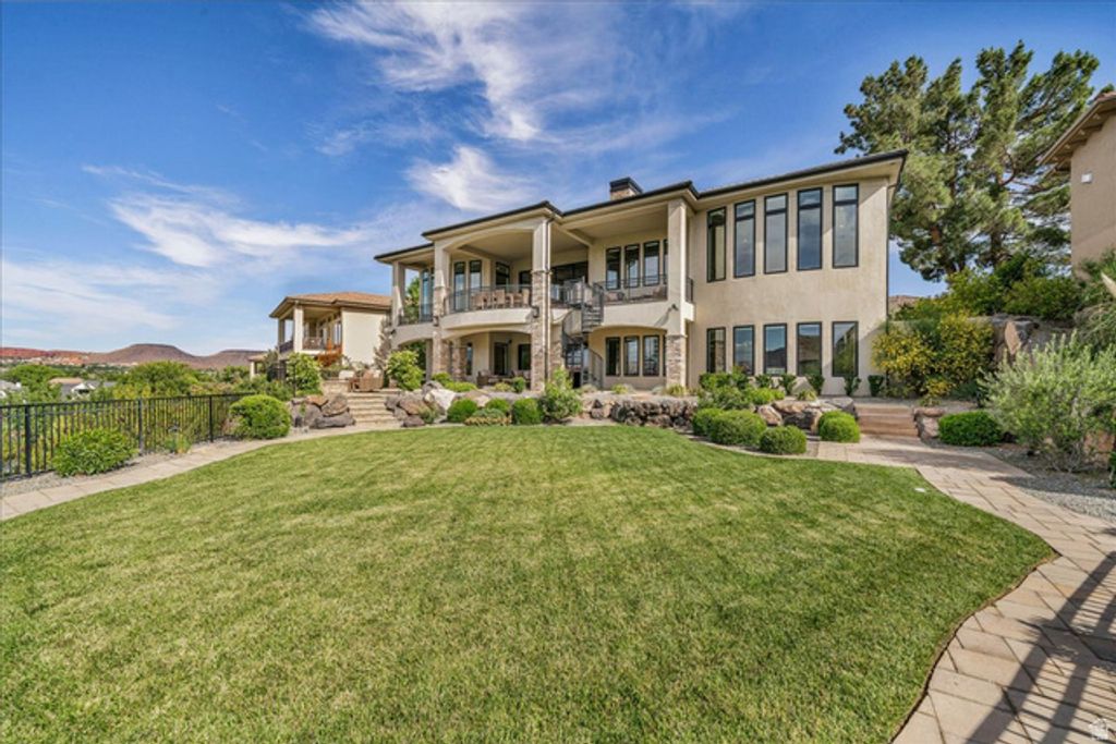 Image 86 of property listing at 2608 W CANYON RIDGE RD, St. George, UT 84770