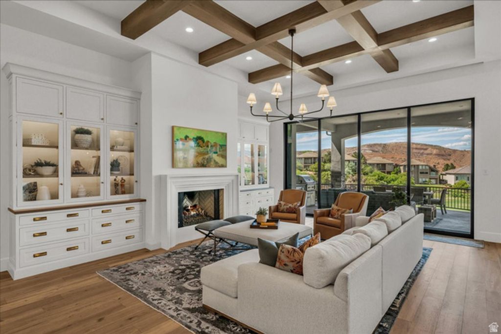 Image 10 of property listing at 2608 W CANYON RIDGE RD, St. George, UT 84770