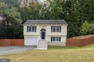 534 PLEASANTS DR, Fredericksburg, VA 22407