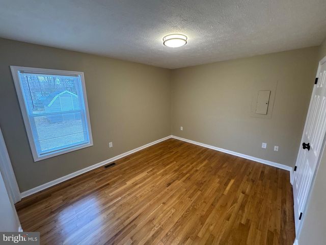 127 LONGSTREET AVE, Winchester, VA 22603