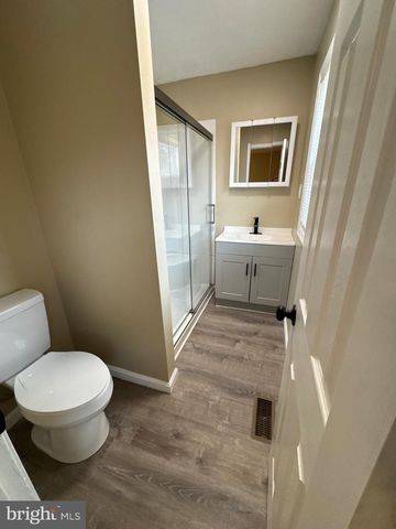 127 LONGSTREET AVE, Winchester, VA 22603